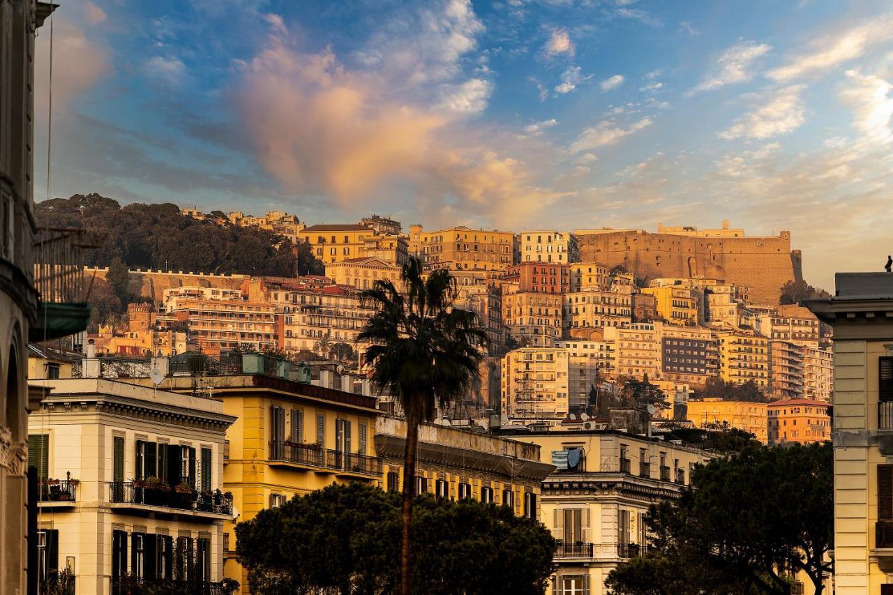 Le Stanze Del Barone Bed & Breakfast Napoli Dış mekan fotoğraf